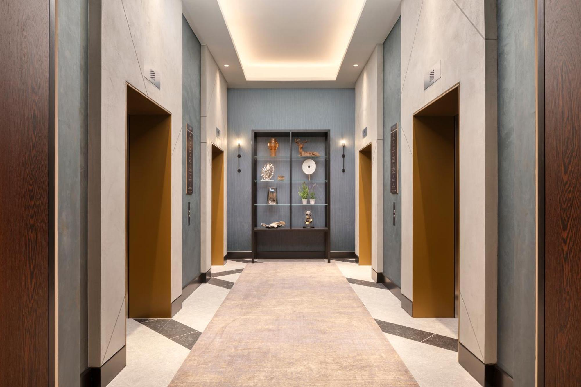 Hilton Woking 호텔 외부 사진
