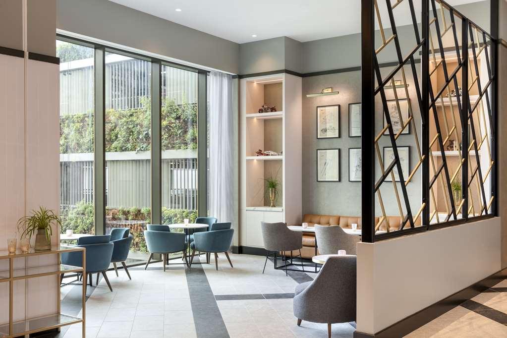 Hilton Woking 호텔 레스토랑 사진